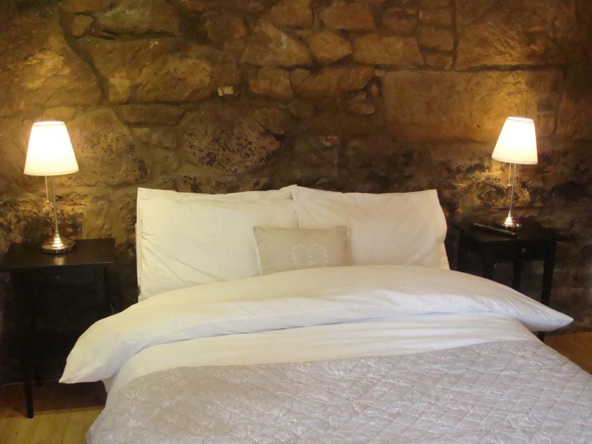 Riggend Farm Bed And Breakfast Airdrie Eksteriør bilde