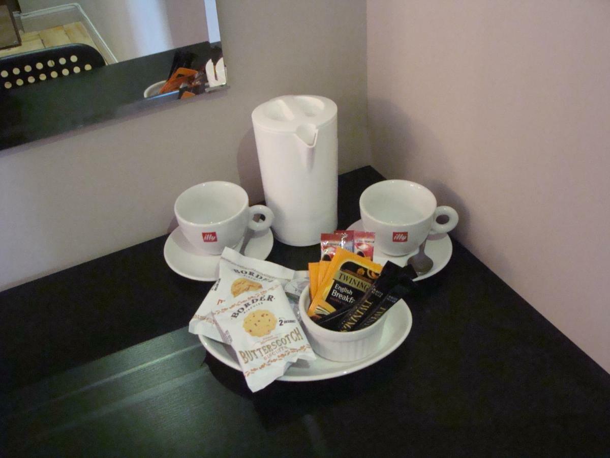 Riggend Farm Bed And Breakfast Airdrie Eksteriør bilde